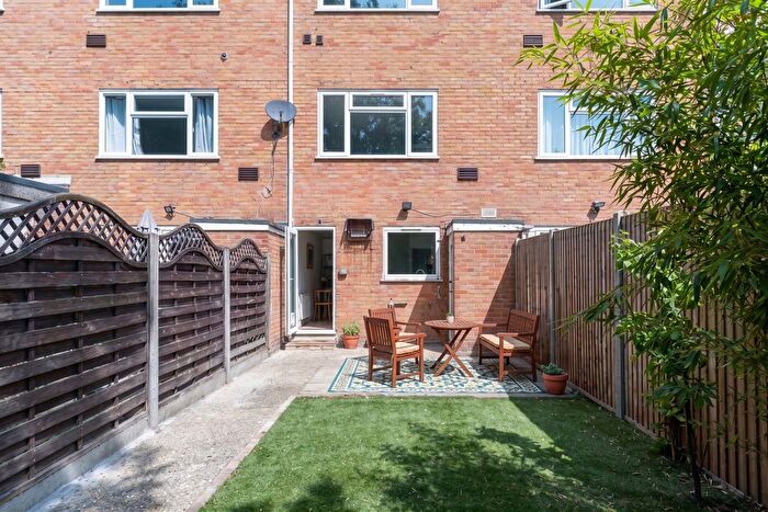 4 Bedroom Terraced House To Rent In Aplin Way, Isleworth, TW7