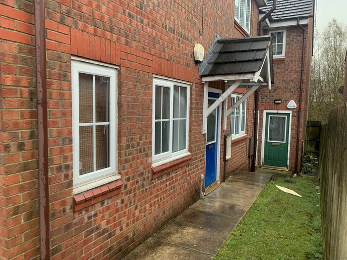 2 Bedroom Flat To Rent In Newcroft Drive, Blackley, Manchester M9