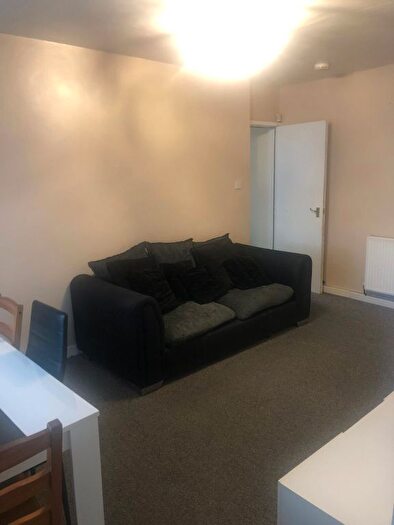 2 Bedroom Flat To Rent In Langworthy Road, Salford, M6