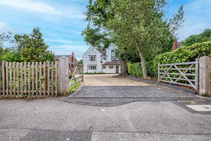 5 Bedroom Detached House To Rent In St. Bernards Road, Solihull, B92