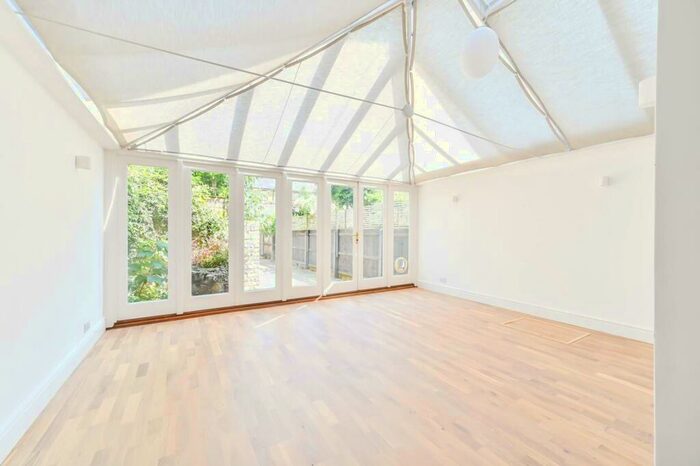 4 Bedroom House To Rent In Orville Road, Battersea Square, London, SW11