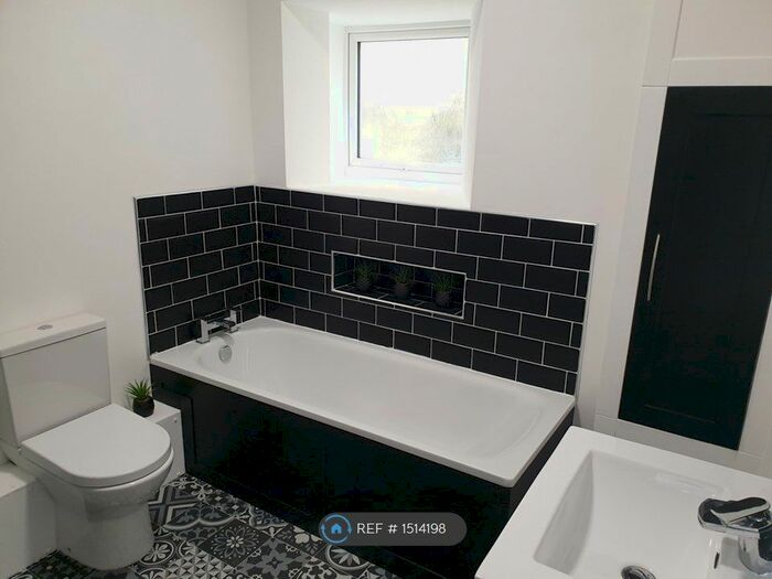 1 Bedroom Flat To Rent In Talbot Green, Talbot Green, CF72