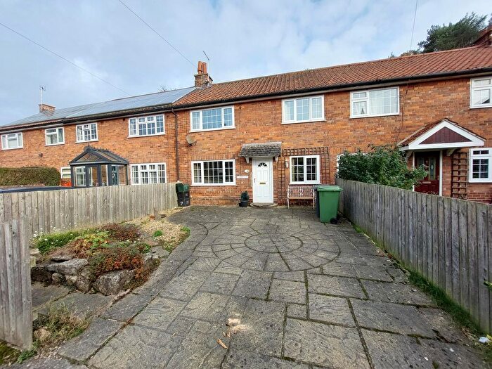 3 Bedroom Town House For Sale In St. Matthews Close, Naburn, York, YO19