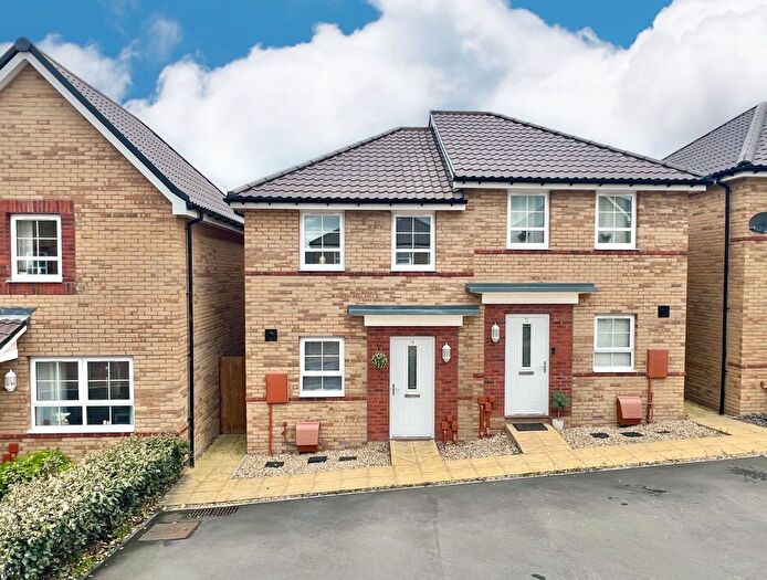 2 Bedroom Semi Detached House To Rent In Shilling Close, North Petherton, TA6