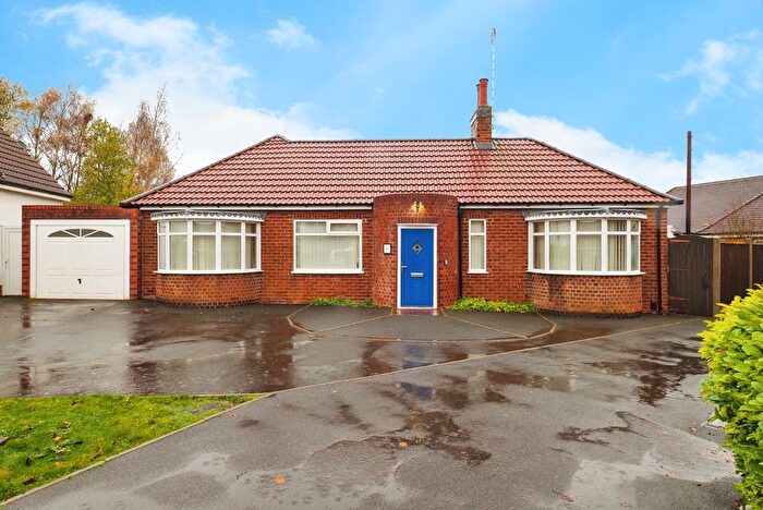 3 Bedroom Bungalow For Sale In Beech Hill Crescent, Mansfield, Nottinghamshire, NG19