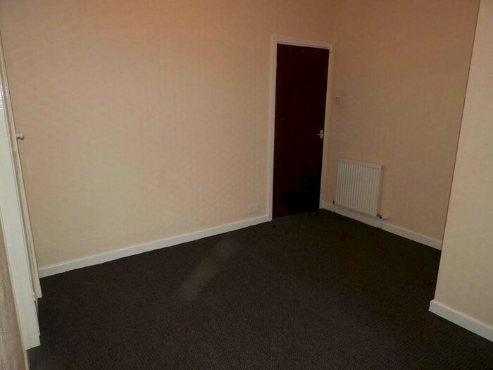 1 Bedroom Flat To Rent In Prospect Place, Ashton, PR2