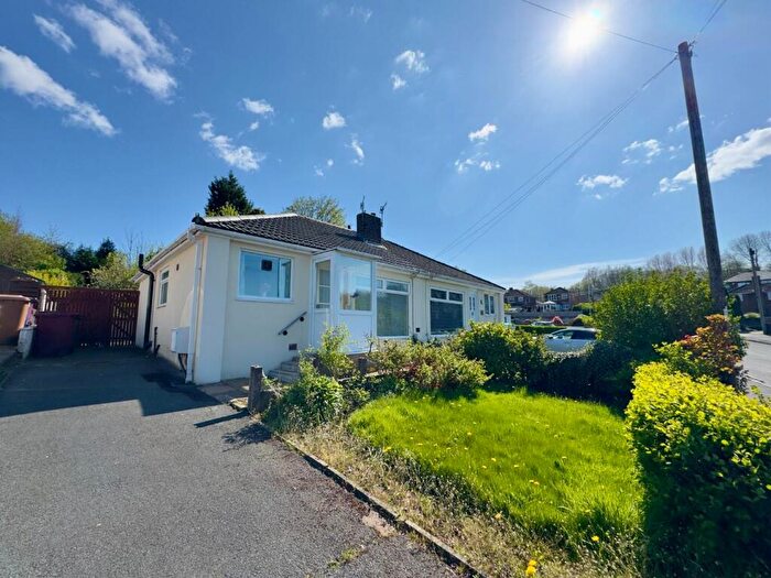 2 Bedroom Semi-Detached Bungalow For Sale In Crow Wood Avenue, Burnley, BB12