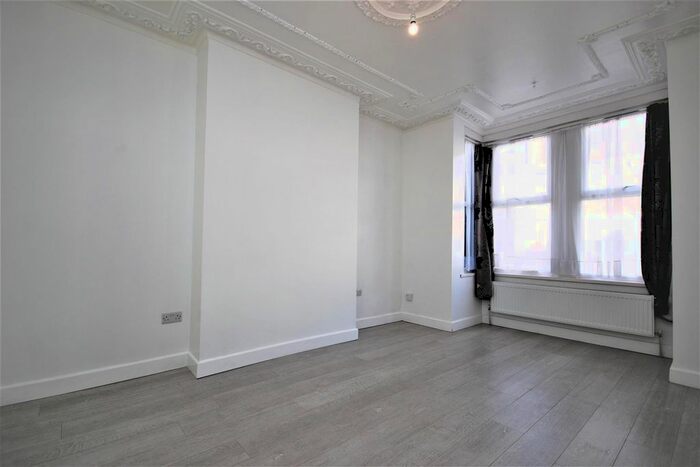 4 Bedroom Property To Rent In Strone Road, London E12