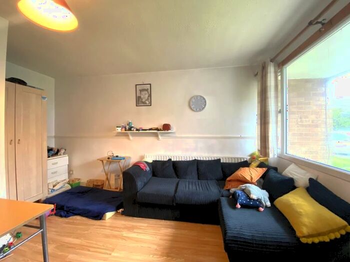 4 Bedroom Terraced House To Rent In Guildford Park Avenue, Guildford, GU2