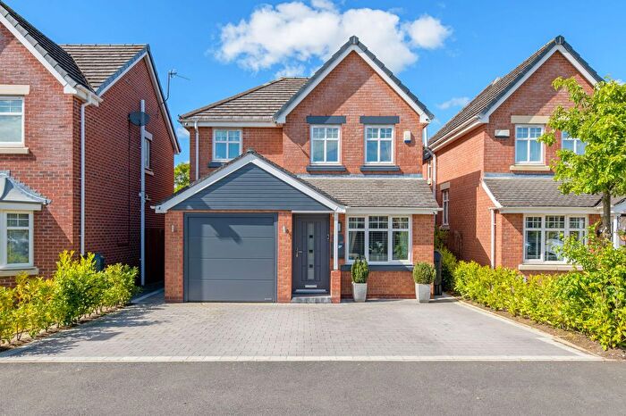 4 Bedroom Detached House For Sale In Hornchurch Drive, Great Sankey, WA5