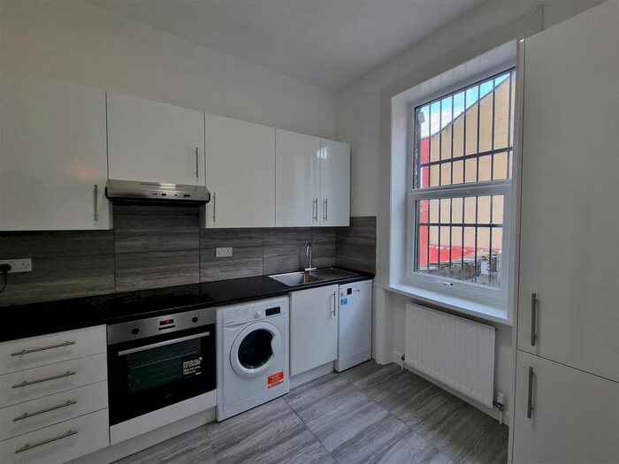 1 Bedroom Flat To Rent In St. Ann's Road, Harringay Ladder, London, N15