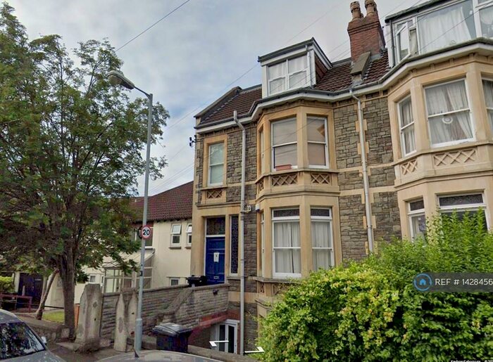 2 Bedroom Maisonette To Rent In Belvoir Road, Bristol, BS6
