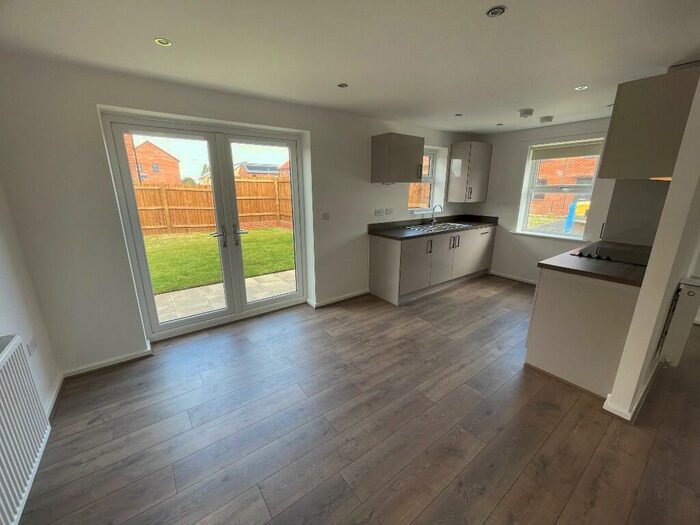 3 Bedroom Detached House To Rent In Wansford Grove, Hull, East Riding Of Yorkshire, HU9