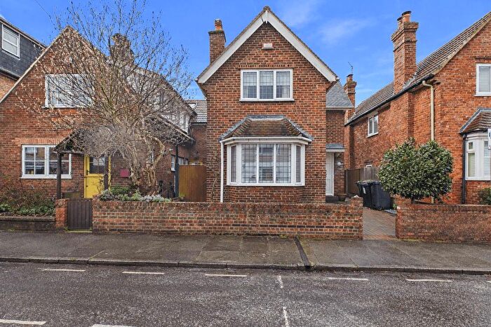 3 Bedroom Detached House For Sale In Mandeville Road, Canterbury, CT2