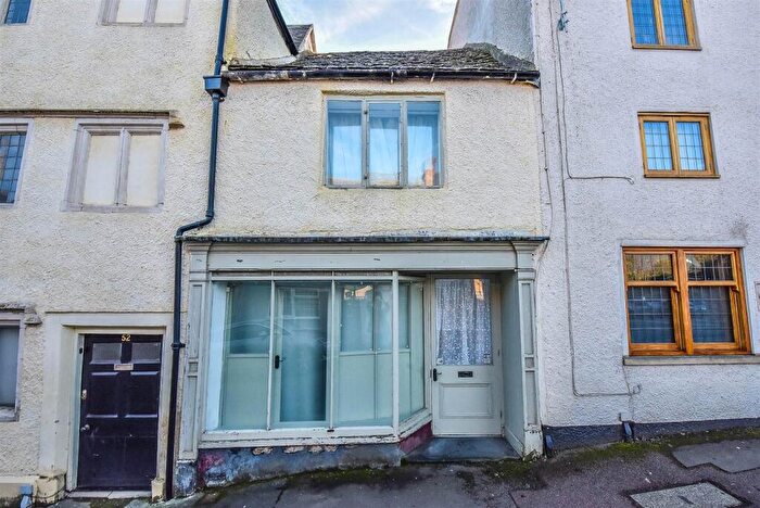 1 Bedroom Cottage For Sale In Long Street, Dursley, GL11