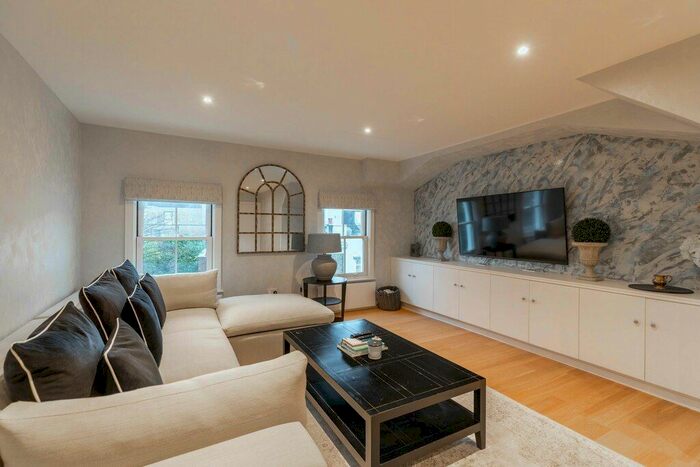 2 Bedroom Flat To Rent In Avalon Road, Fulham, SW6