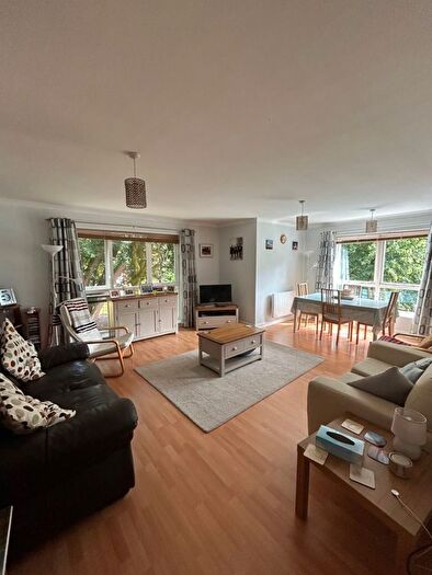 3 Bedroom Flat To Rent In New Hawthorne Gardens, Liverpool, L18