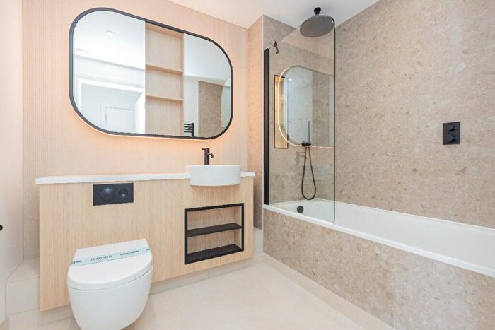 3 Bedroom Apartment To Rent In Henshaw Parade, The Hyde, London, NW9