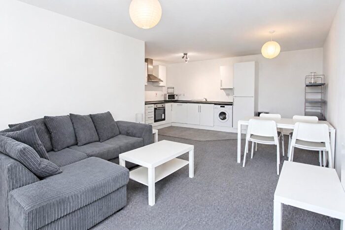 2 Bedroom Flat To Rent In Aspect, Leeds, LS2