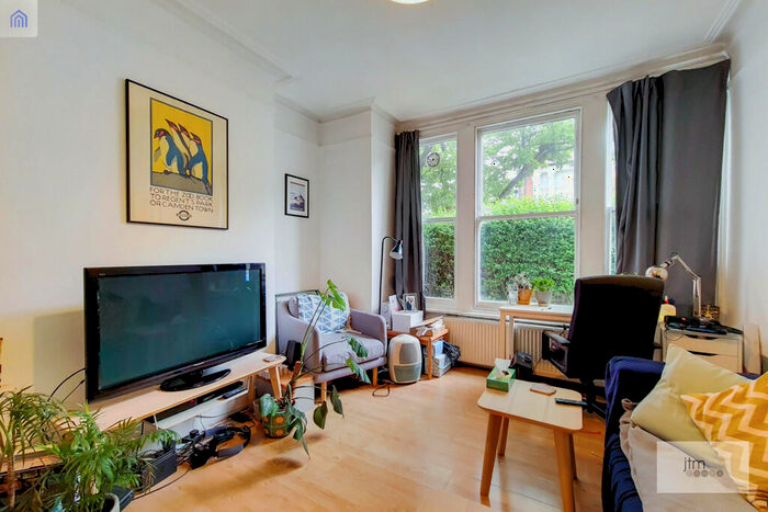 1 Bedroom Flat To Rent In Waterlow Road, N19