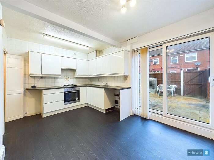 2 Bedroom Terraced House For Sale In Grove Avenue, Doncaster, South Yorkshire, DN5