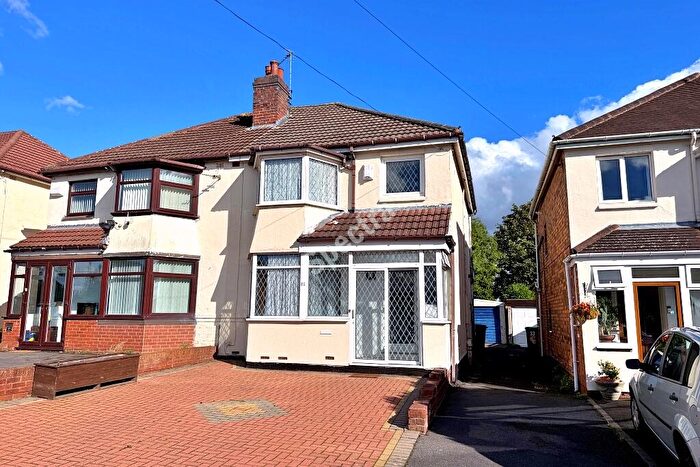 4 Bedroom Semi Detached House To Rent In Great Barr, B43