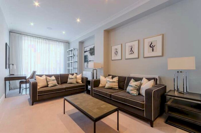 3 Bedroom Flat To Rent In Palace Wharf, Hammersmith, W6