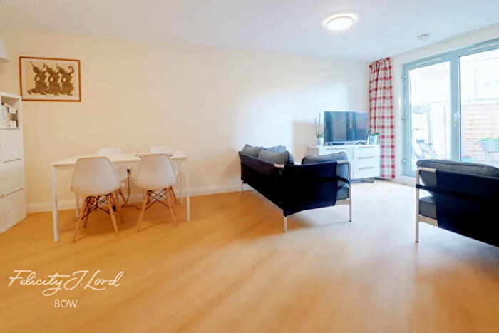 1 Bedroom Flat To Rent In Paton Close, London, E3