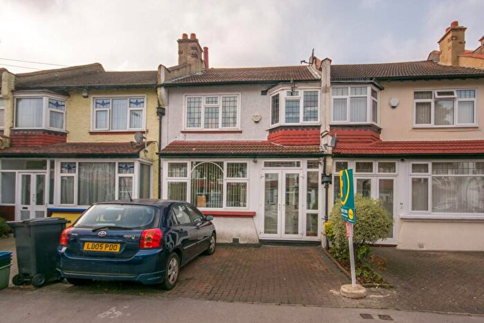 3 Bedroom House To Rent In Norman Road, Croydon, Thornton Heath, CR7