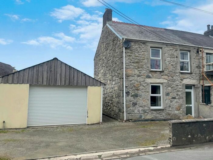 3 Bedroom Semi-Detached House For Sale In Chapel Road, Enniscaven, St.Dennis, PL26
