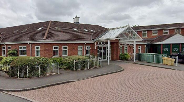 2 Bedroom Flat To Rent In Barclay Gardens, Barclay Court, Donnington, Telford, TF2