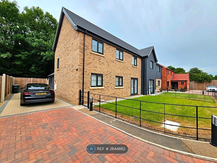 3 Bedroom Semi-detached House To Rent In Rolls Court, Alwalton, Peterborough, PE7