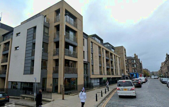 2 Bedroom Flat To Rent In Eyre Place, Edinburgh, EH3