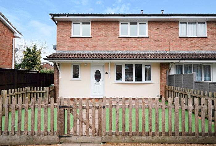 2 Bedroom End Of Terrace House For Sale In Chedworth, Yate, Bristol, Gloucestershire, BS37