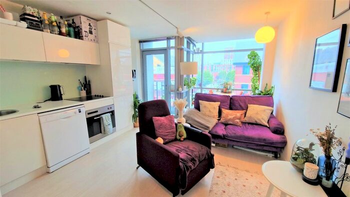 2 Bedroom Flat To Rent In Manor Mills, Ingram Street, Leeds, LS11