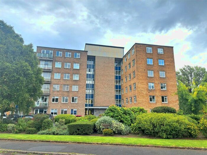2 Bedroom Flat To Rent In Great Western Road, Glasgow, G12