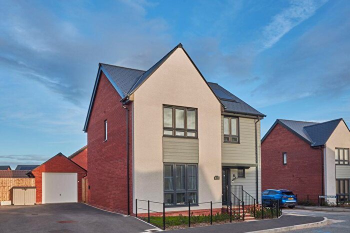 4 Bedroom Detached House For Sale In Pardon Rise, Exeter, EX1