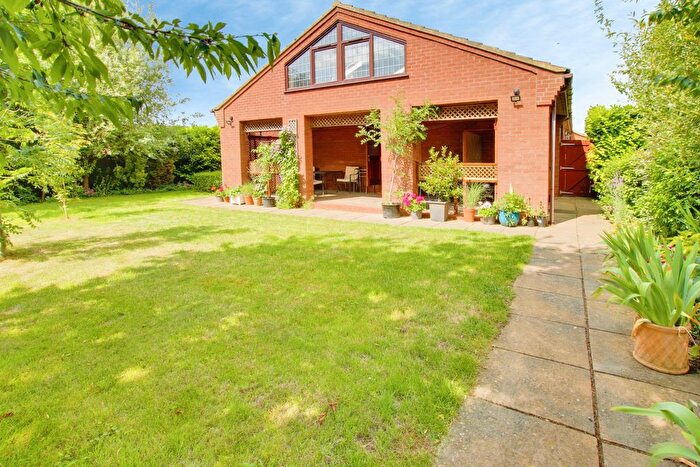 5 Bedroom Detached Bungalow For Sale In Fairfax Way, March, PE15