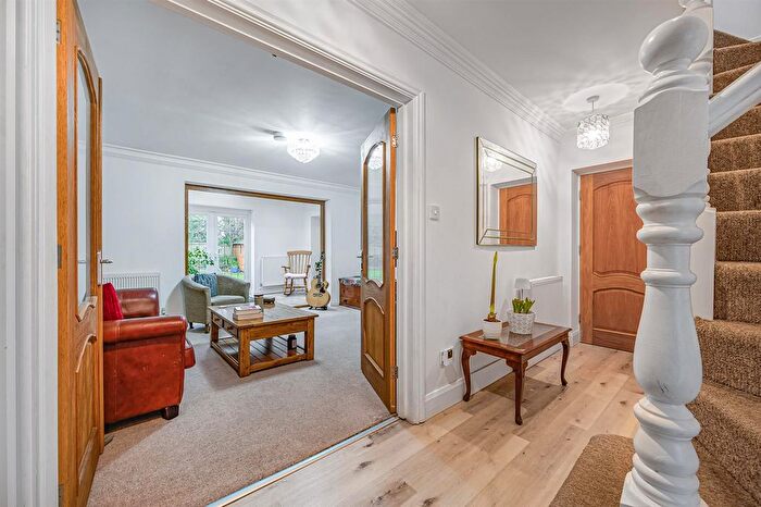 6 Bedroom Semi-Detached House For Sale In Fairview Road, Timperley, WA15