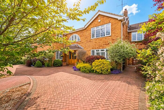 5 Bedroom Detached House To Rent In The Meadows, Flackwell Heath, HP10