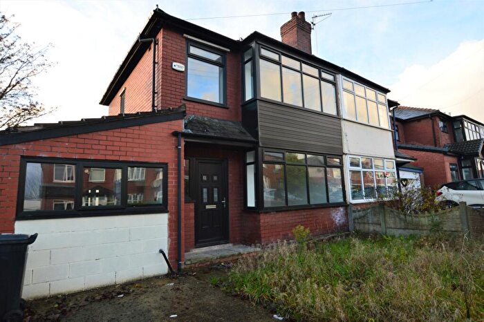3 Bedroom Semi-Detached House To Rent In Forester Hill Avenue, Bolton, BL3