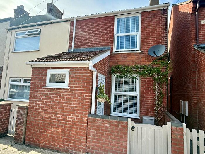 2 Bedroom End Of Terrace House For Sale In Burnt Lane, Gorleston, NR31