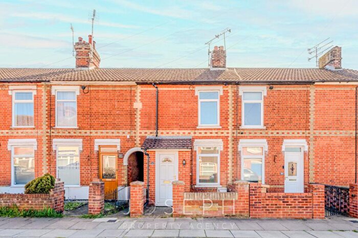 2 Bedroom Terraced House For Sale In Wallace Road, Ipswich, IP1