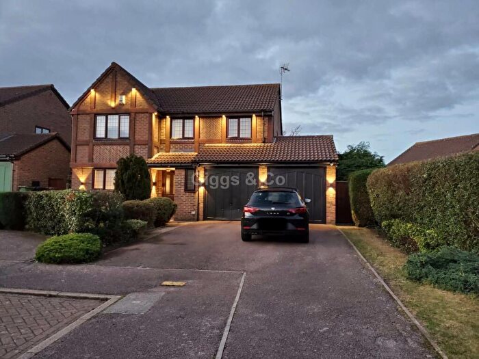 4 Bedroom Detached House To Rent In Dalton Close, LU3