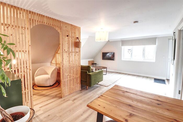 1 Bedroom Flat For Sale In Cairn Road, Ilfracombe, Devon, EX34