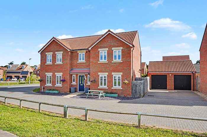 5 Bedroom Detached House For Sale In Glebe Drive, Exning, CB8