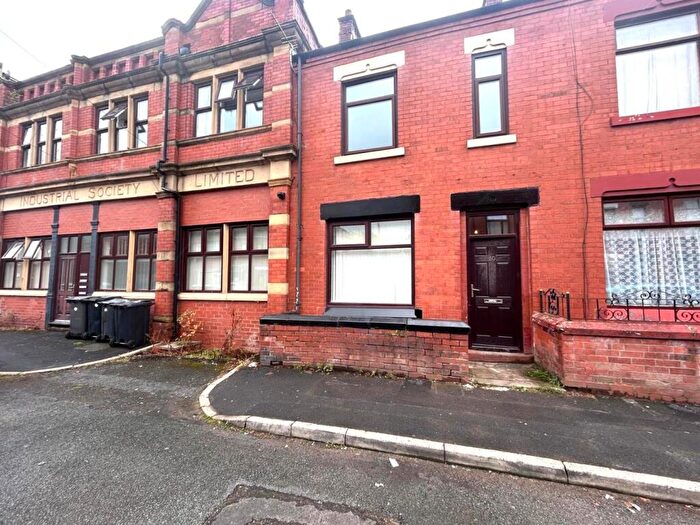 3 Bedroom Terraced House To Rent In Old Road, Failsworth, Manchester, M35
