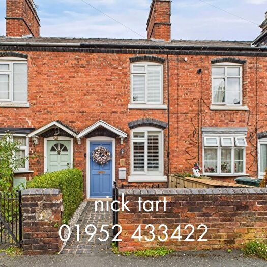 3 Bedroom Terraced House For Sale In Shrewsbury Fields, Shifnal, Shropshire., TF11