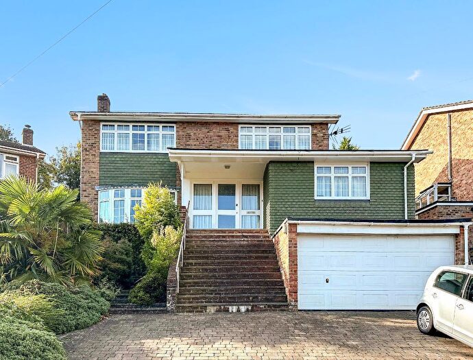 4 Bedroom Detached House For Sale In Court Farm Road, Warlingham, Surrey, CR6