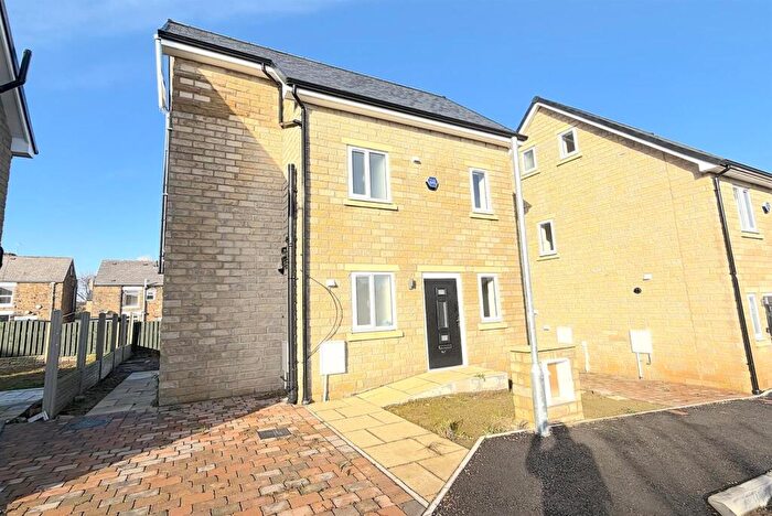 3 Bedroom Detached House To Rent In Stone Fold, Sheffield, S13